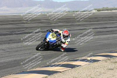 media/Jan-16-2026-CVMA Friday Practice (Fri) [[6f2bf47531]]/5-Racer 4-Trackday1/Session 2 (Bowl)/